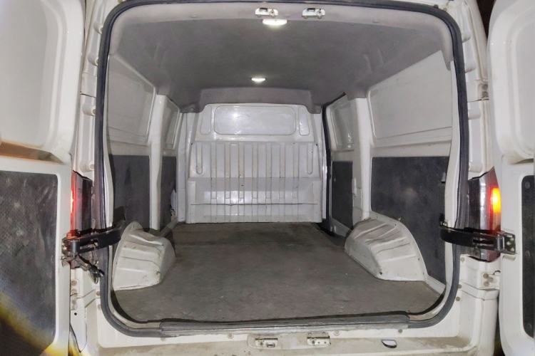 Used Dongfeng Yufeng EM26 2023 Standard Edition 41.472 kWh Henan Lithium Power Trunk