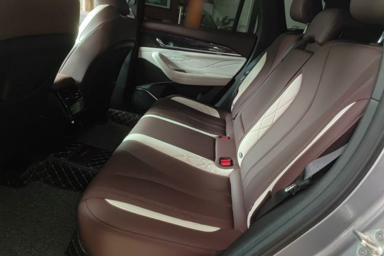 Used Geely Auto Monjaro L 2021 2.0TD High-Power Automatic All-Wheel-Drive Flagship Version Left Rear Seat