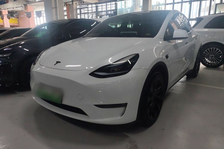 Used Tesla Model Y 2024 Long-Range All-Wheel-Drive Version