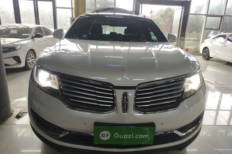 Used Lincoln MKX 2015 2.0T Two-Wheel Drive Deluxe Edition
