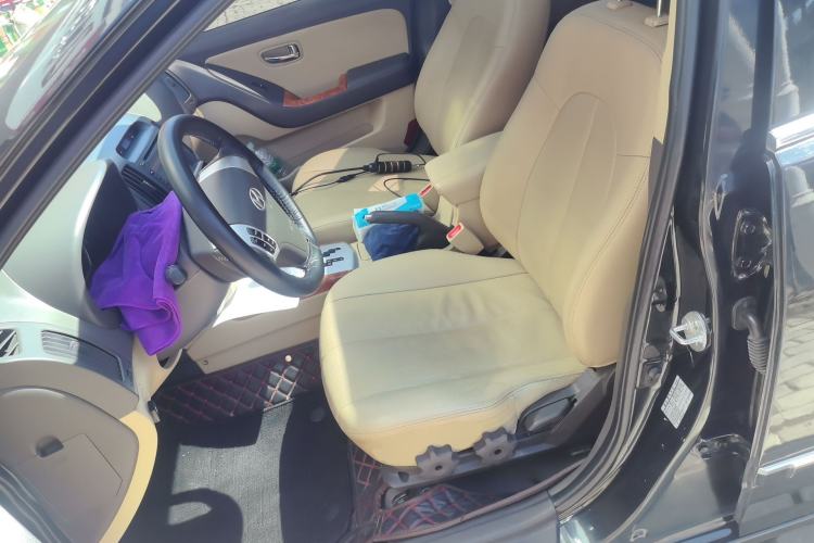 Used Hyundai Celesta 2010 1.6L AT GLS Left Front Seat