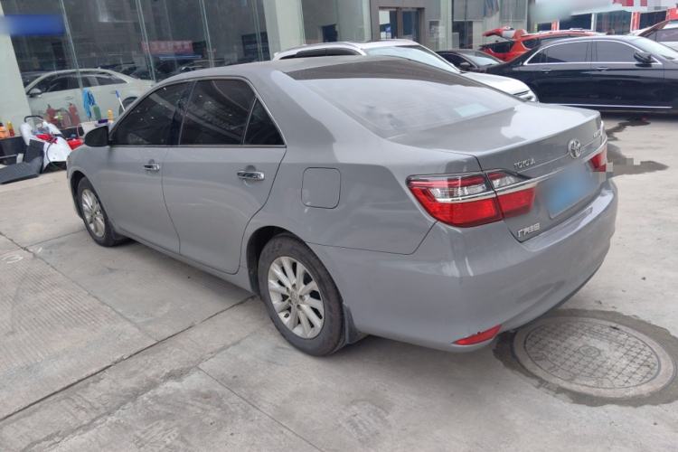Used Toyota Camry 2016 2.0G 10th Anniversary Leading Edition

