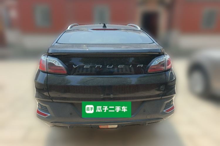 Used Venucia T90 2017 2.0L CVT Smart Edition
