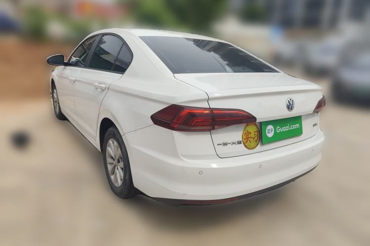 Used Volkswagen Bora 2020 1.5L Manual Fashion Edition
