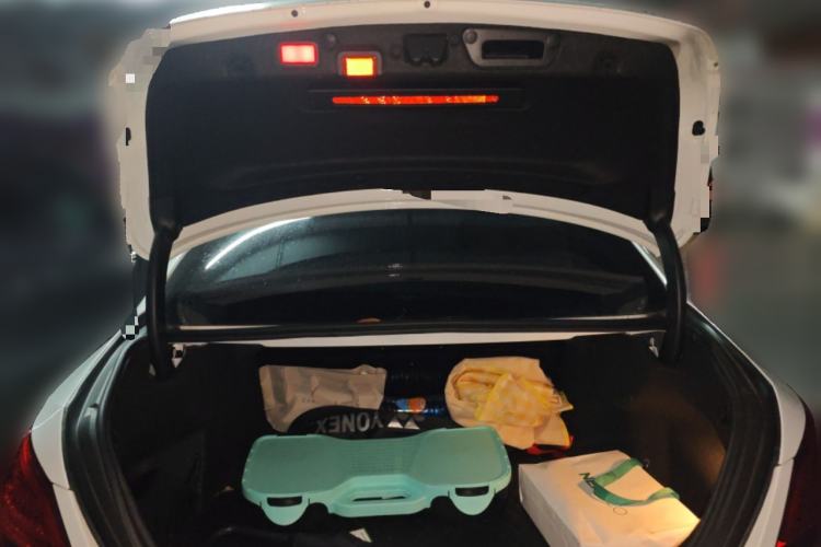 Used Mercedes-Benz C-Class 2020 Restyled C 260 L Sport Edition Trunk