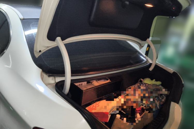 Used BMW 5 Series 2012 530Li Luxury Model Trunk