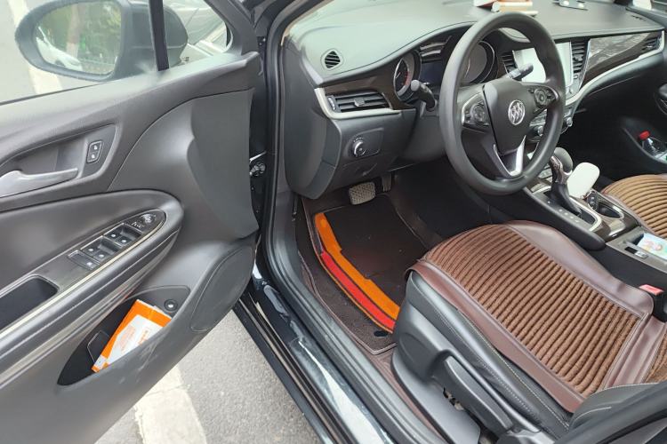 Used Buick Verano 2018 Sedan 20T Dual-Clutch Leading Model Driver Seat