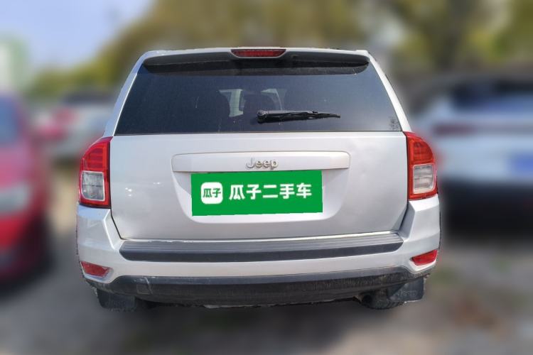 Used Jeep Compass 2011 2.0L two-wheel drive sport version