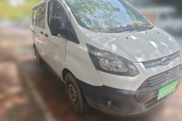 Used Ford Transit 2017 2.0T Diesel Van Short Wheelbase Low Roof China V Standard Front Right 45 Deg