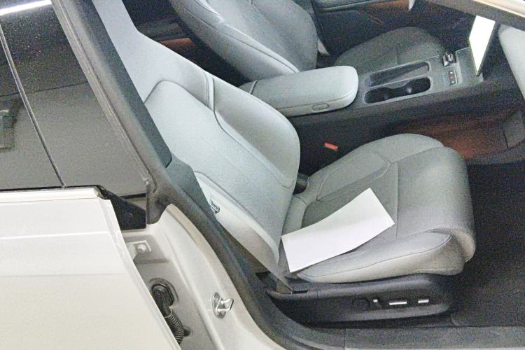 Used Nio ET5T 2024 75kWh Touring Right Front Seat