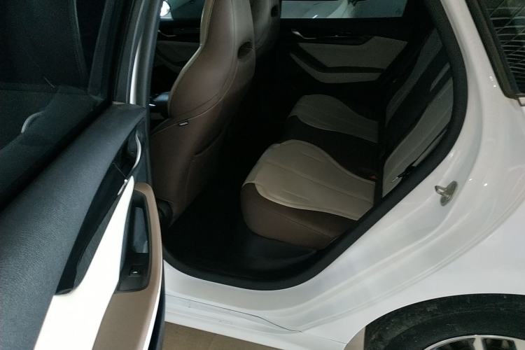 Used BYD Qin PLUS 2024 HONOR Edition DM-i 55KM Leading Model
