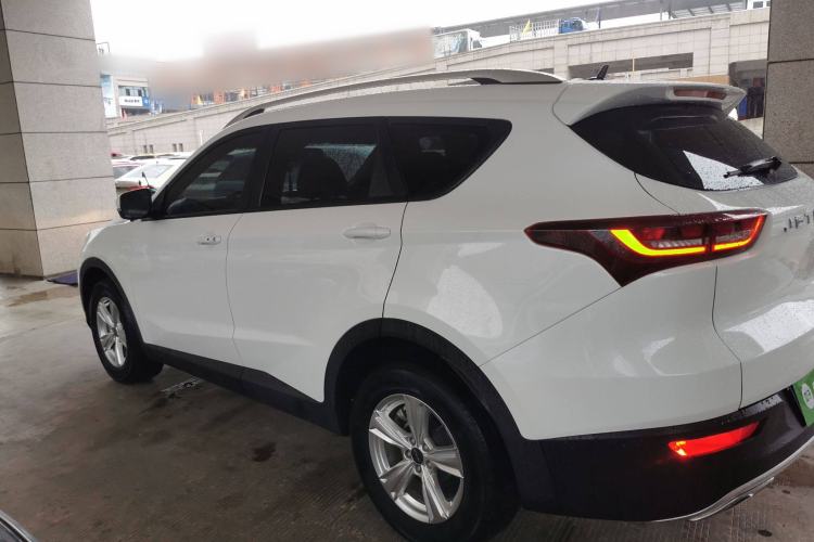 Used JETOUR X70M 2021 1.5T DCT Luxury Partner Model 7 Seats