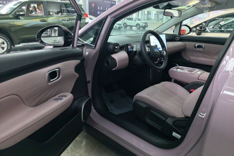 Used AION UT 2025 330 Starlight Edition
