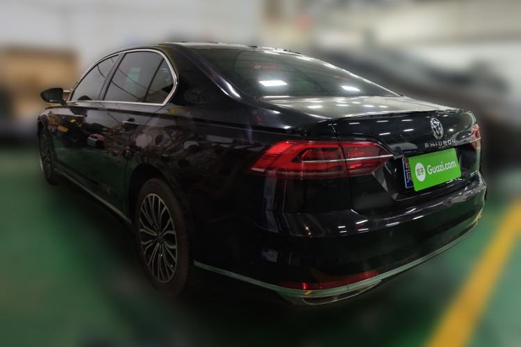 Used Volkswagen Phideon 2021 380TSI Luxury Edition Rear Left 45 Deg