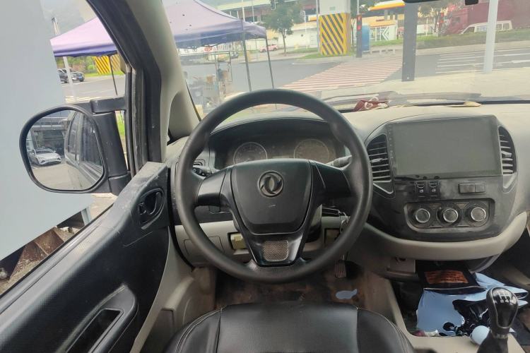 Used FORTHING Lingzhi 2017 Facelifted M3L 1.6L 7-Seater Standard Version