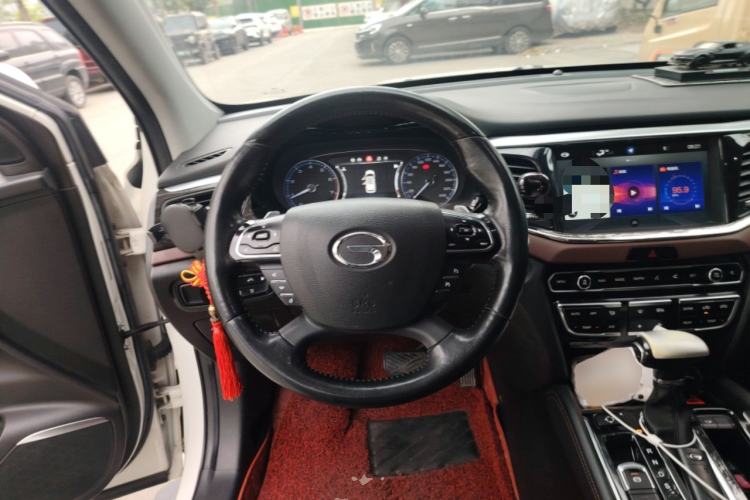 Used GAC Trumpchi GS8 2017 320T Two-Wheel Drive Luxury Smart Connectivity Version (7 Seats)
