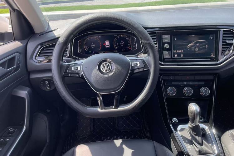 Used Volkswagen T-ROC 2020 280TSI DSG Two-Wheel Drive Comfort Version