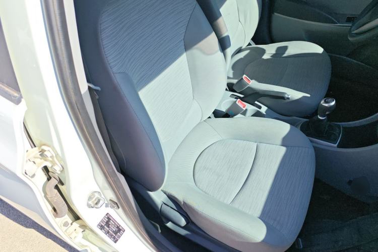 Used Hyundai Verna (older generation) 2014 1.4L Manual Smart GLS Trim
