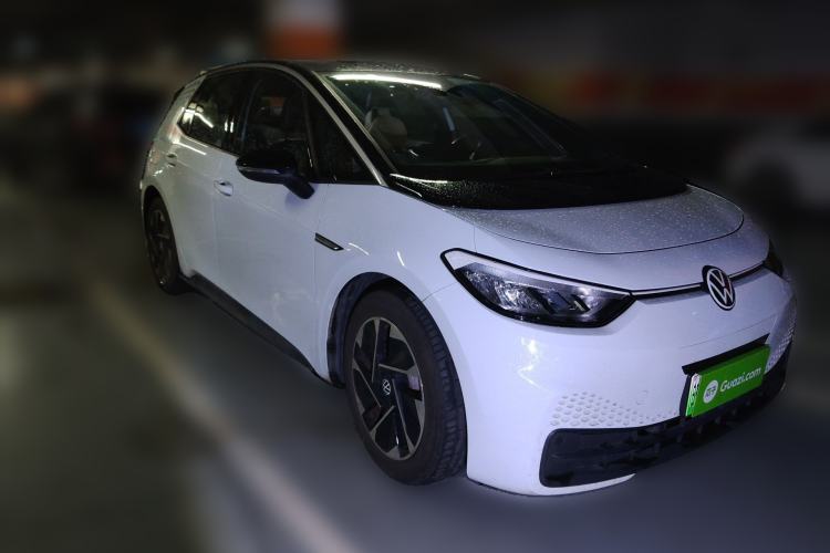 Used Volkswagen ID.3 2023 Upgraded Model Pure Intelligent Enjoyment Version Front Right 45 Deg