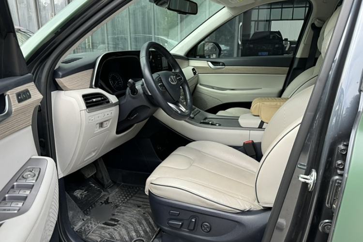 Used Hyundai Palisade 2021 3.5L Automatic 4x4 GLS
