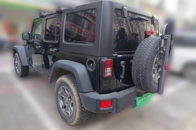 Used Jeep Wrangler 2015 3.6L Rubicon Four-Door Comfort Edition
