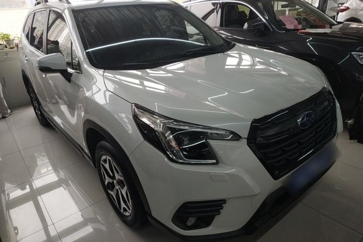 Used Subaru Forester 2022 2.0i AWD Luxury Edition EyeSight Exterior 1