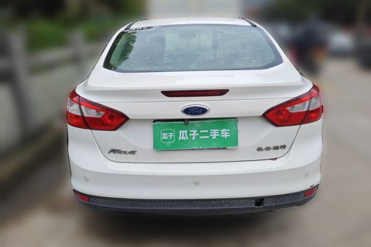 Used Ford Focus 2012 Sedan 1.6L Automatic Fashion Edition