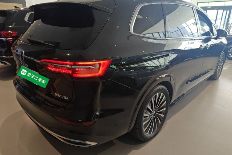 Used Volkswagen Viloran 2024 380TSI Premium Edition Rear Right 45 Deg