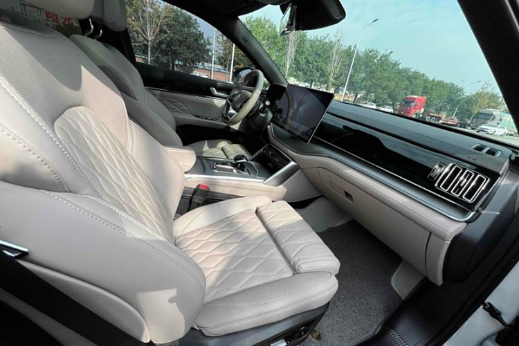 Used BYD Tang New Energy 2024 DM-i Glory Edition 112KM Flagship Model