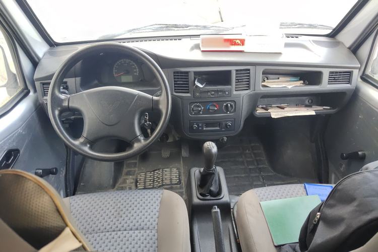 Used Wuling Zhiguang 2020 1.2L Practical Model China VI LSI
