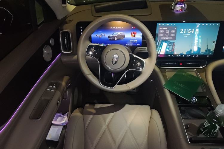 Used Hima AITO M9 2025 Extended-Range Ultra Version 52 kWh 6-Seater