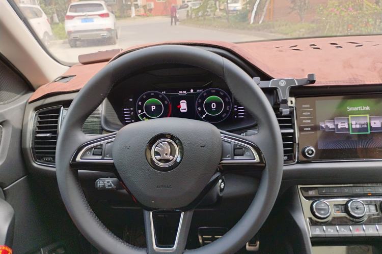 Used Skoda Kodiaq 2018 TSI380 7-Seater Four-Wheel-Drive Flagship Edition
