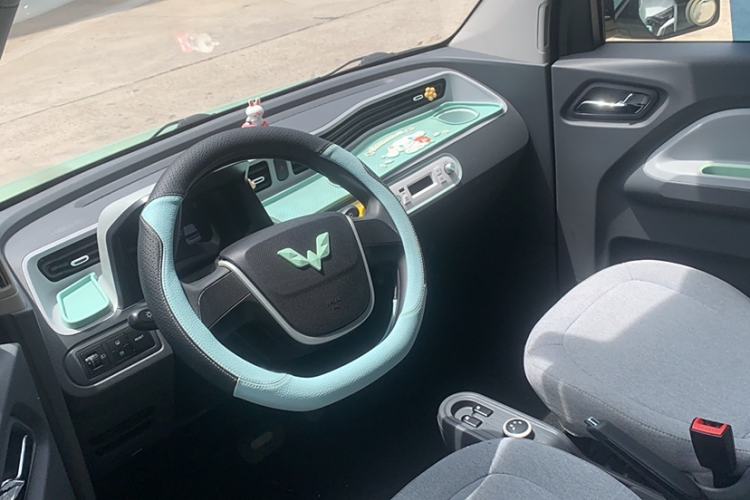 Used Wuling Hongguang MINIEV 2022 Macaron Premium Model – Lithium Iron Phosphate