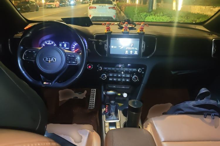 Used Kia KX5 2017 1.6T Automatic Two-Wheel Drive 15th Anniversary Special Edition DLX
