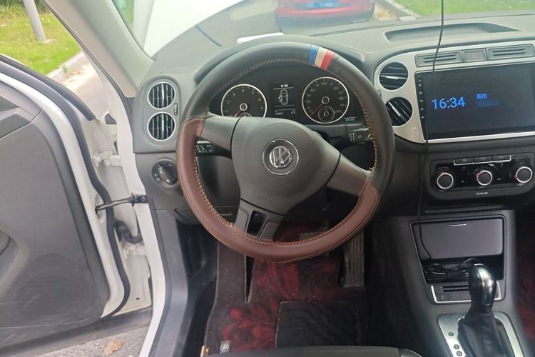 Used Volkswagen Tiguan 2017 300TSI Automatic Two-Wheel Drive Silk Road Luxury Edition
