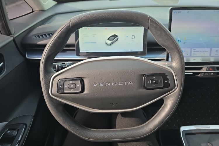 Used Venucia VX6 2024 520 Travel Edition
