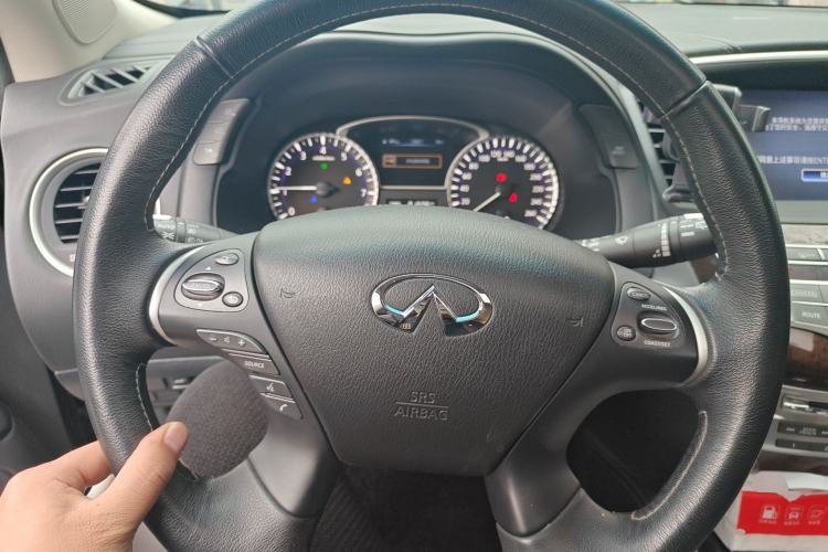 Used Infiniti QX60 2016 2.5 S/C Hybrid Two-Wheel-Drive Excellence Edition China V Standard Steering Wheel