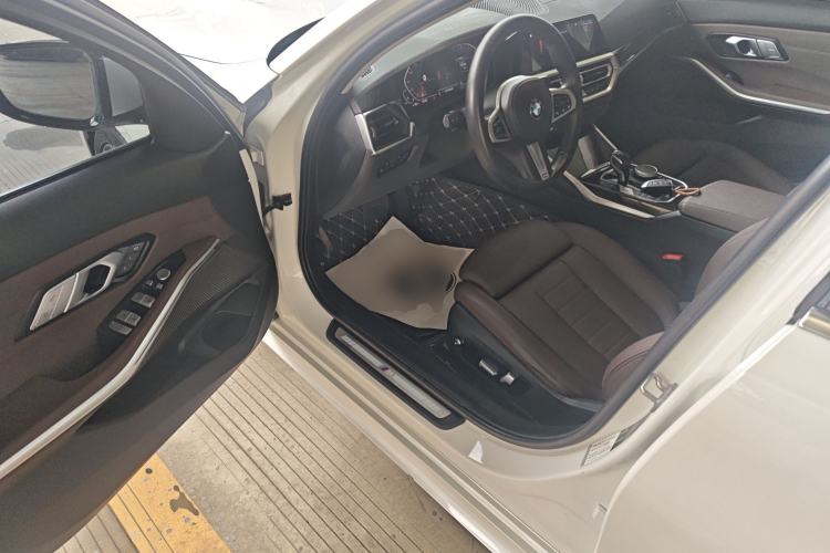 Used BMW 3 Series 2021 Second Facelift 325Li M Sport Package
