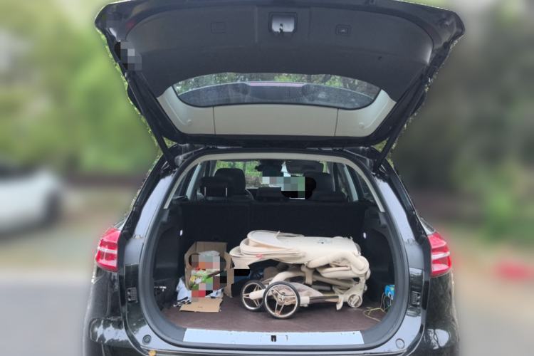 Used Hongqi HS5 2022 Revised Version 2.0T Smart Connect Flagship Edition Trunk