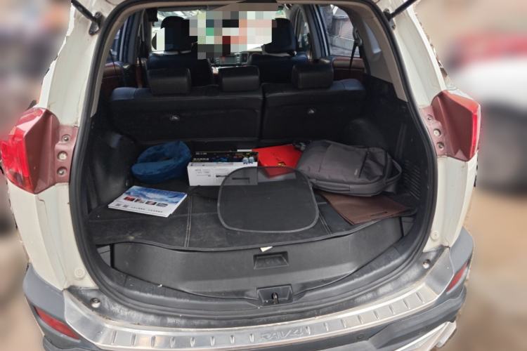 Used Toyota RAV4 2013 2.5L Automatic 4x4 Elite Edition Trunk