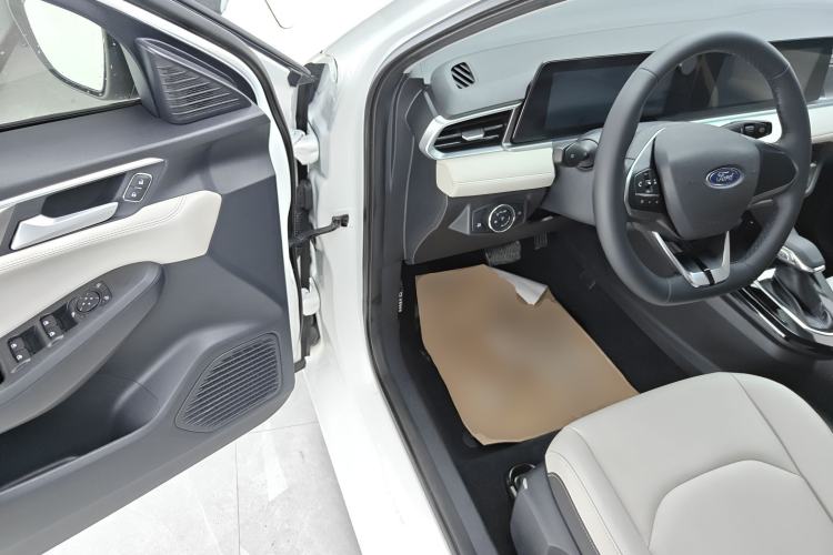 Used Ford Escort 2021 1.5L Automatic Diamond Edition
