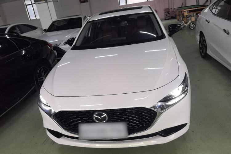 Used Mazda 3 Axela 2022 2.0L Automatic Premium Black Obsidian Edition
