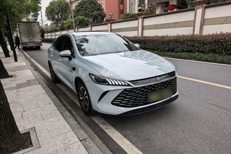 Used BYD Qin PLUS 2025 DM-i Smart Drive 120KM Superior Model