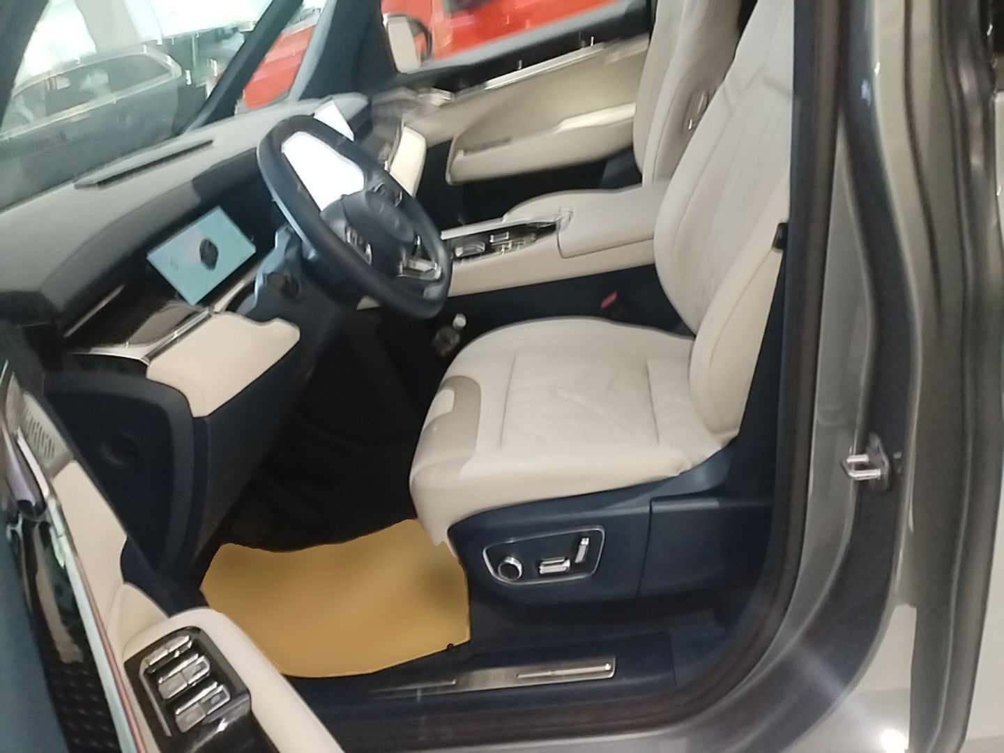 Zeekr 009 2024 7-Seater Aisle Version 108 kWh — снимка 17