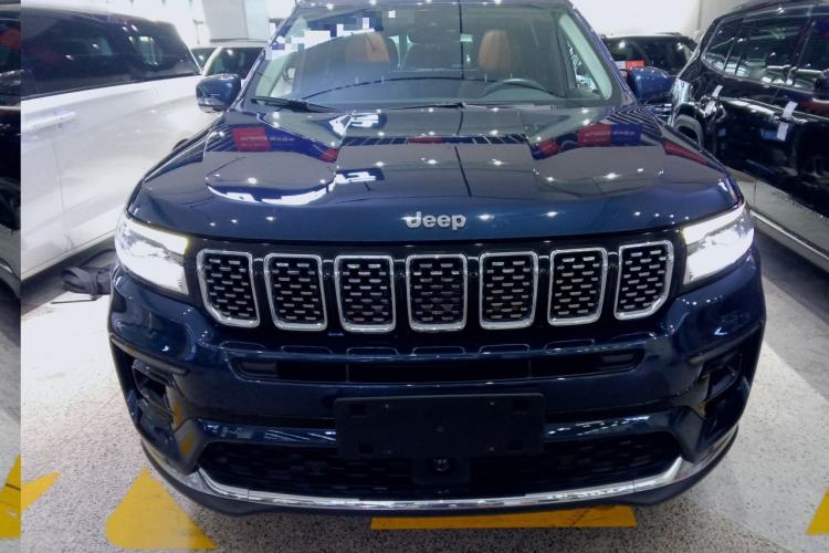 Used Jeep Grand Commander 2022 2.0T Four-Wheel Drive Luxury Edition
