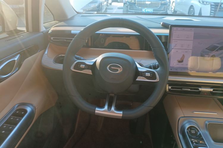 Used GAC Trumpchi Trumpchi E8 2024 Honor Series 2.0L Honor Edition
