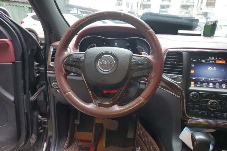 Used Jeep Grand Cherokee 2016 3.0L Comfort Navigation Edition