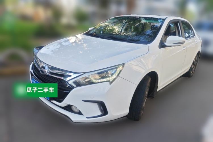 Used BYD Qin New Energy 2015 1.5T Dual-Crown Flagship Edition Guazi used car, China used car export, Used car for sale, Used cars, Cheapest cars for sale