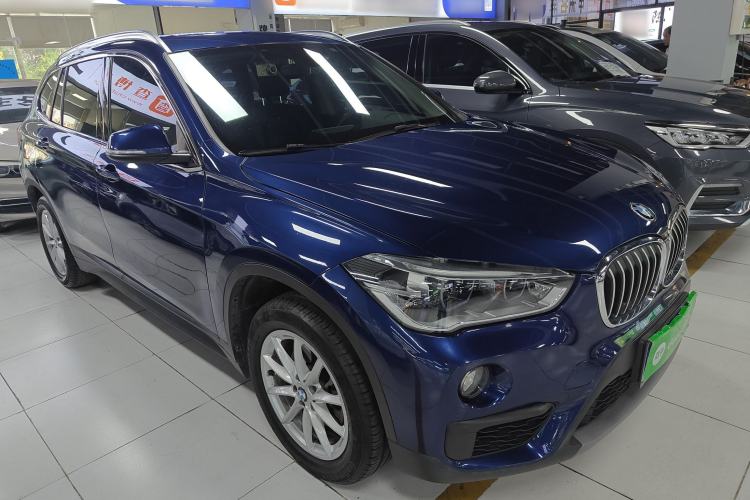 Used BMW X1 2018 sDrive18Li Fashion Model Front Right 45 Deg