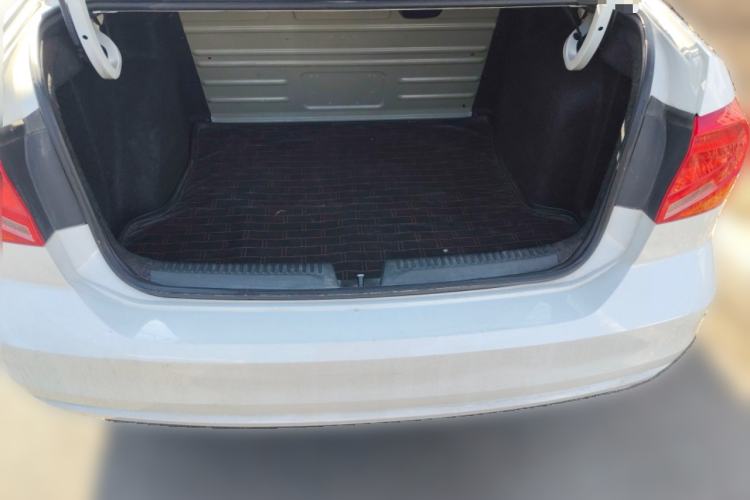 Used Volkswagen Jetta 2017 1.4L Manual Fashion Edition
